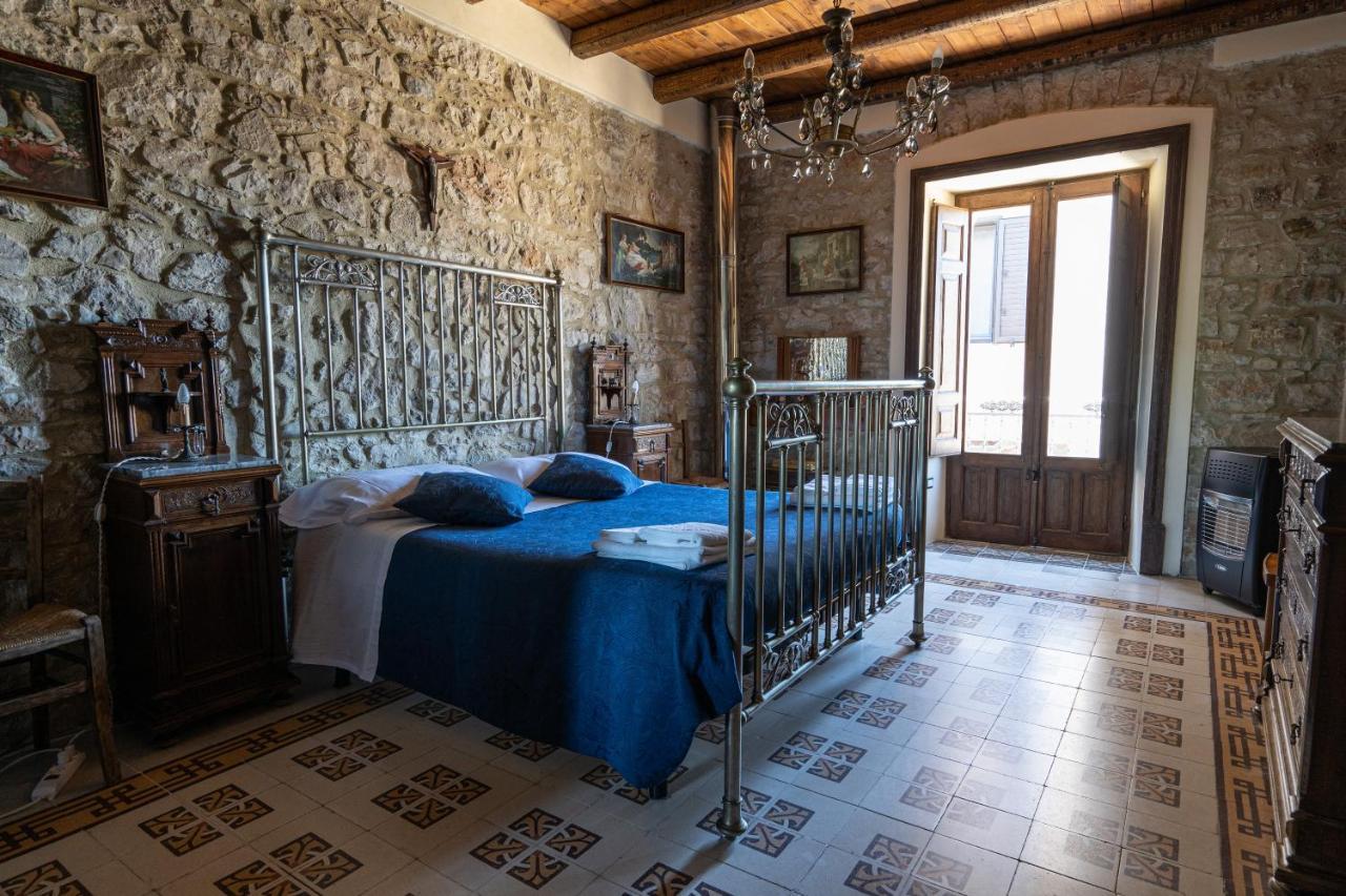 Вилла Casa Della Nonna Caltavuturo Экстерьер фото